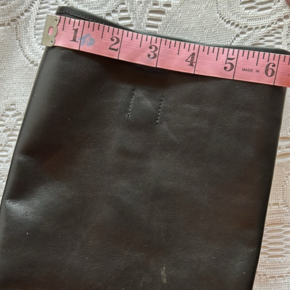 Prada Leather boots below the knee. Women’s size 8 . - Picture 15 of 16